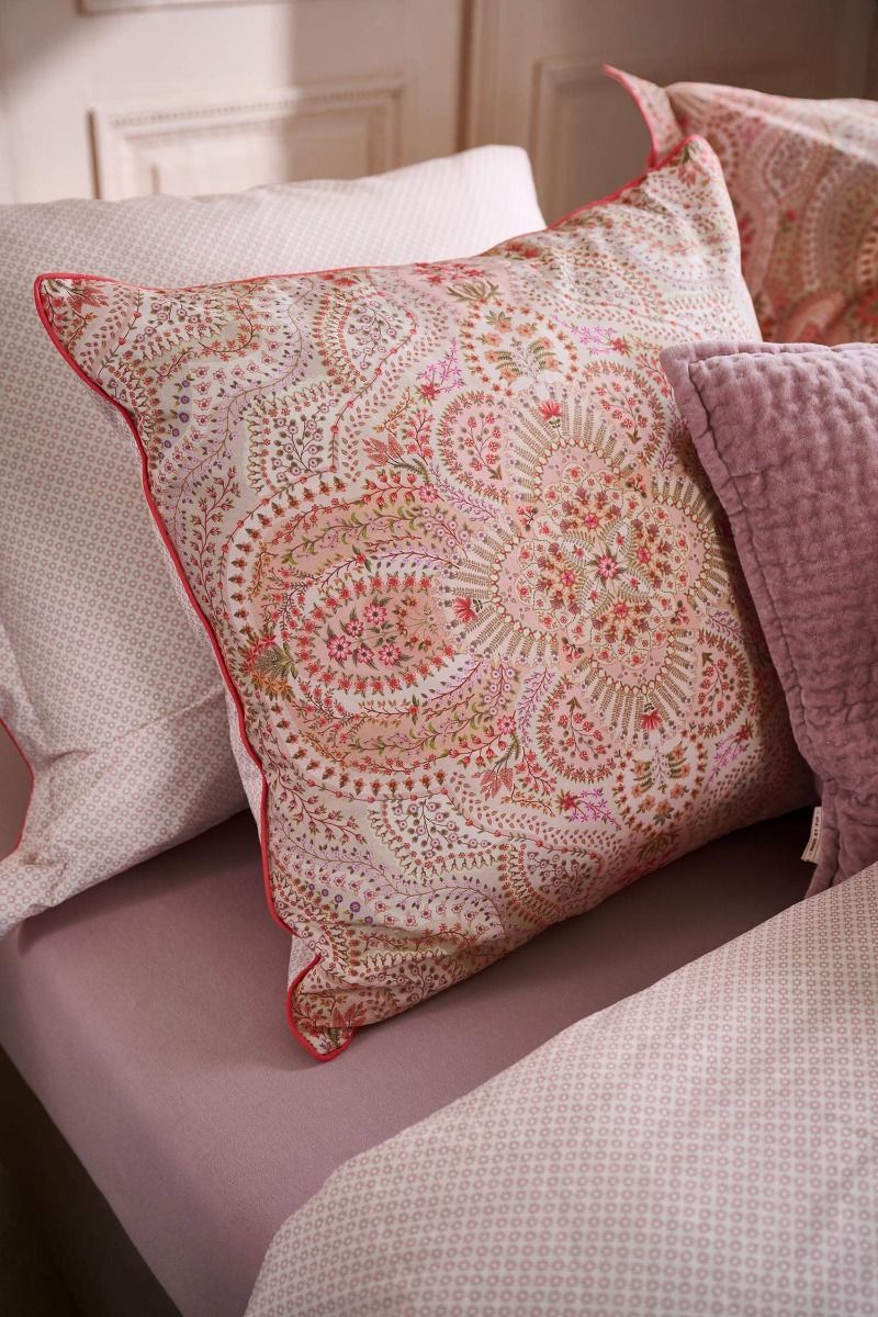 moon_flower_square_cushion_light_pink_product_portrait_1_lr